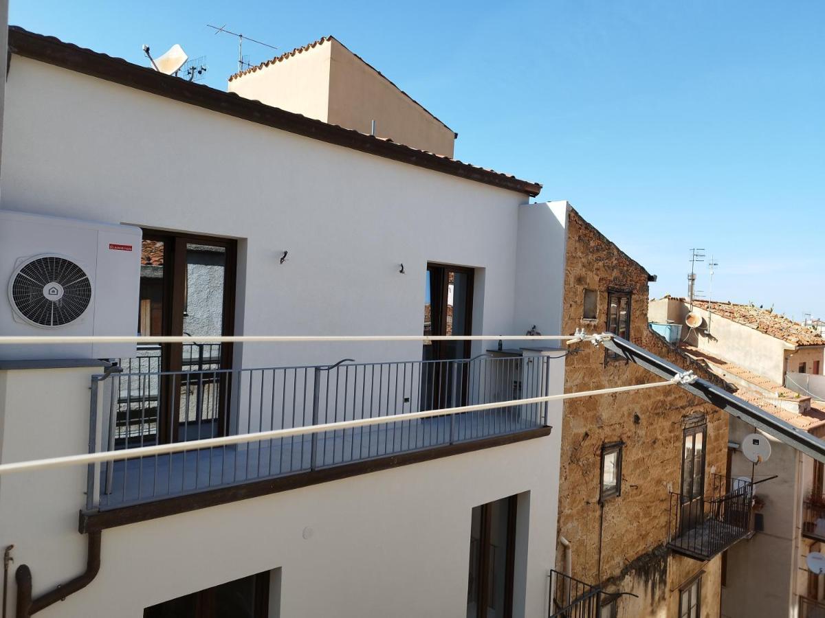 Casa Nicole Apartment Castelbuono  Luaran gambar